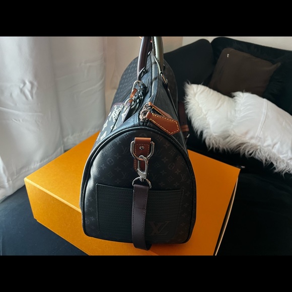 Louis Vuitton Keepall 50 black authentic limited duffle bag. - Picture 3 of 7
